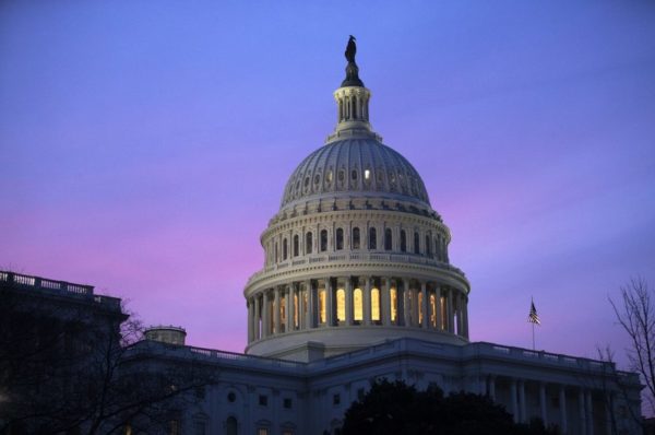 USA: Izba Reprezentantów poprała sankcje za krytykę LGBT