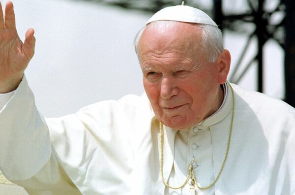 Młodzież Wszechpolska w obronie Jana Pawła II