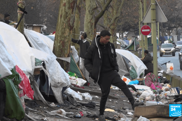 Francja pozbywa się bezdomnych cudzoziemców z ulic przed Igrzyskami Olimpijskimi w Paryżu w 2024 roku