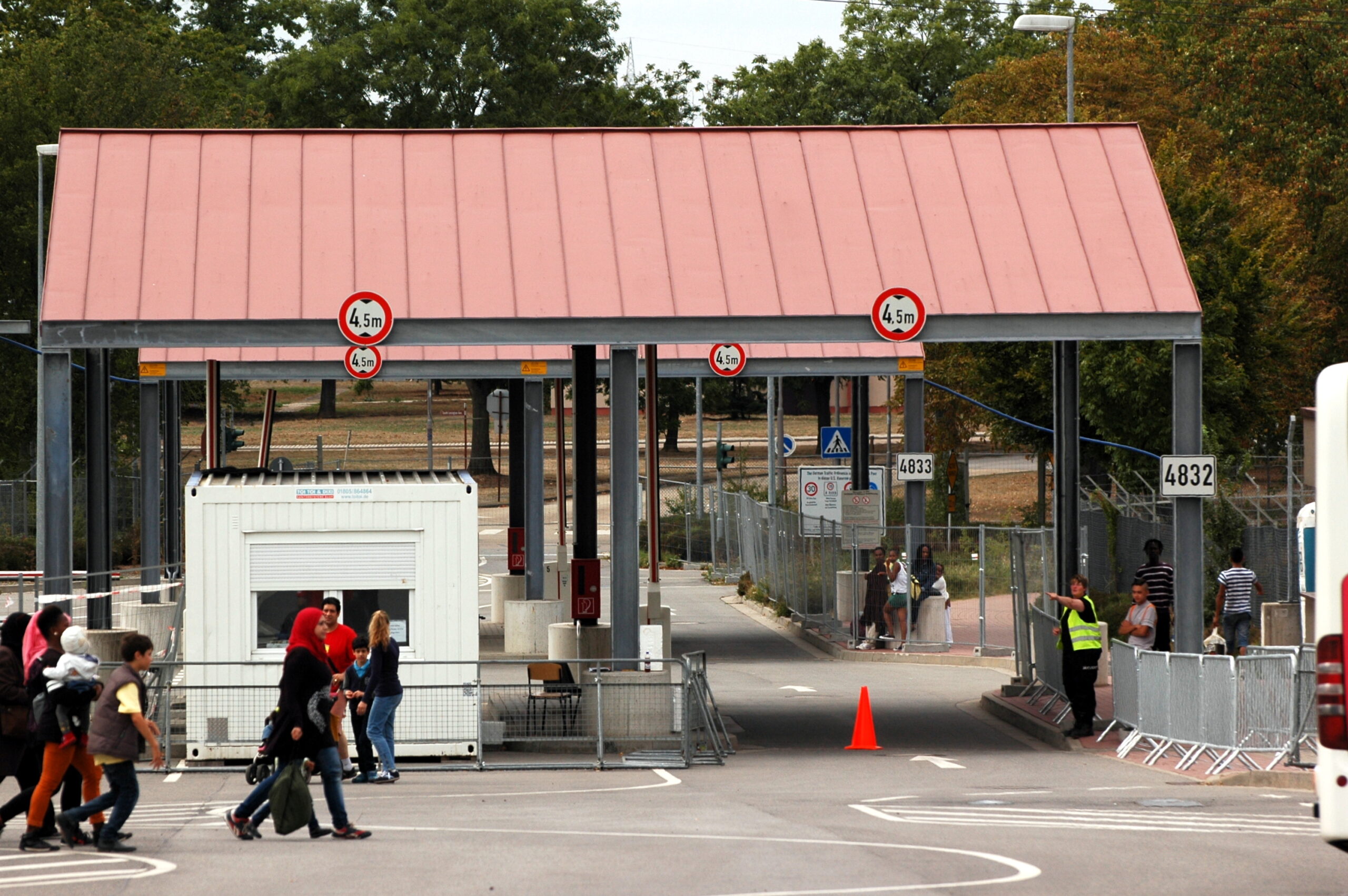 Sondaż. Imigranci w Niemczech obawiają się deportacji